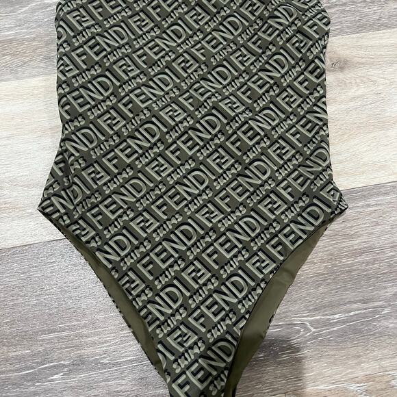 Fendi X Skims monogram One Piece Reversible Swimsuit XS - Picture 3 of 9